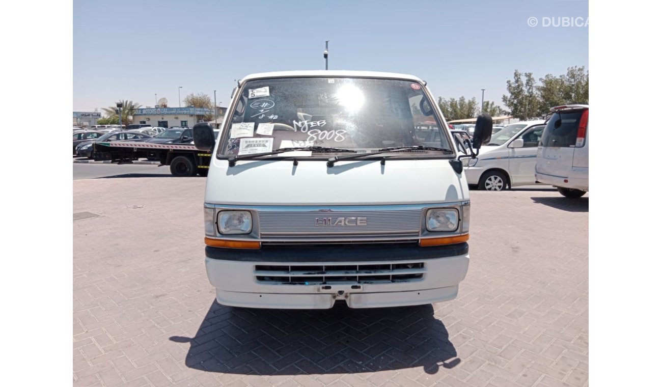 تويوتا هاياس TOYOTA HIACE VAN RIGHT HAND DRIVE (PM1348)