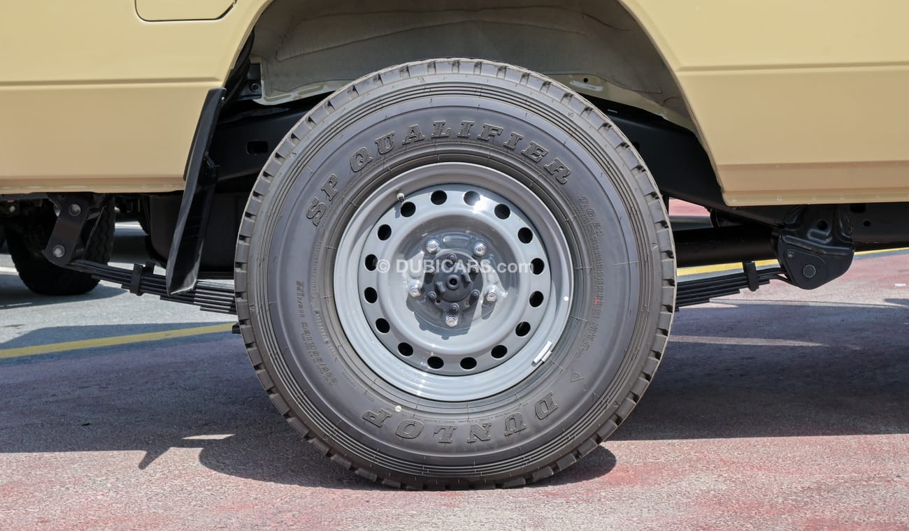 Toyota Land Cruiser 70 4.0L V6  A/T