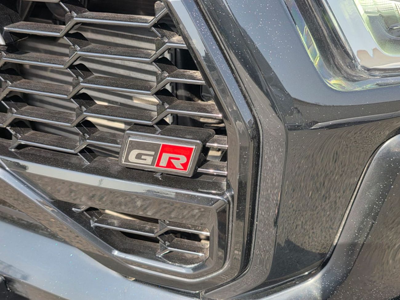 Toyota Hilux RIGHT HAND DRIVE ONLY FOR EXPORT 2.8 LITER SHAPE MODIFIED 2024