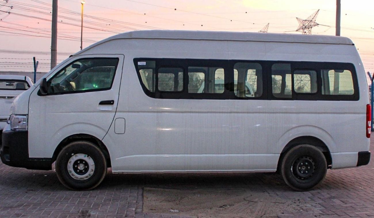 تويوتا هاياس DLS - STD ROOF 2.5L DLX Wide AC VAN MT