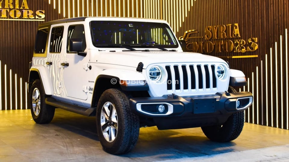 Used Jeep Wrangler 2021 for sale in Dubai 580924