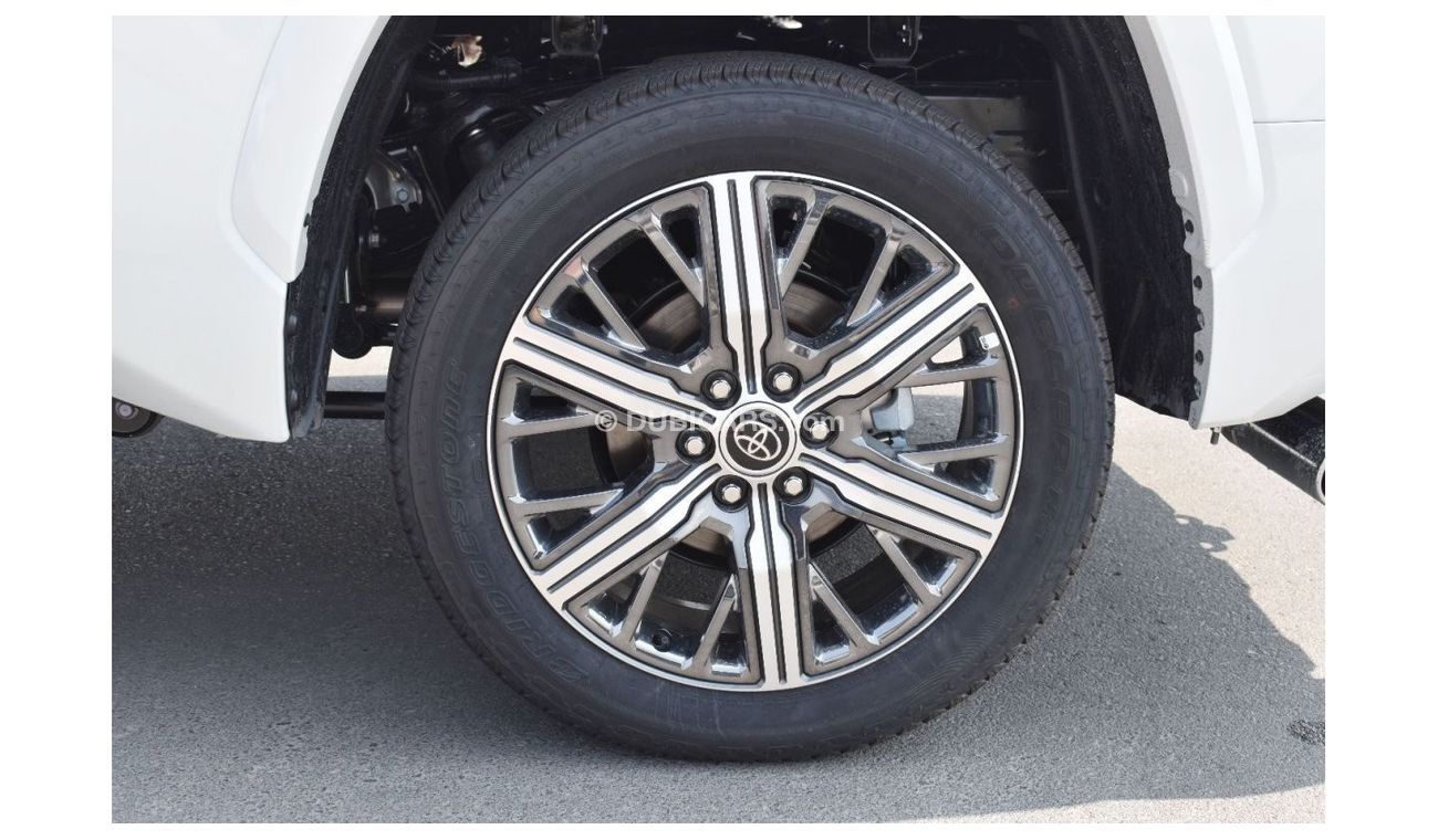 Toyota Tundra 2022 MODEL: TOYOTA TUNDRA 3.5 CAPSTONE HEV 4x4 CREW MAX, 5.5 FT BED