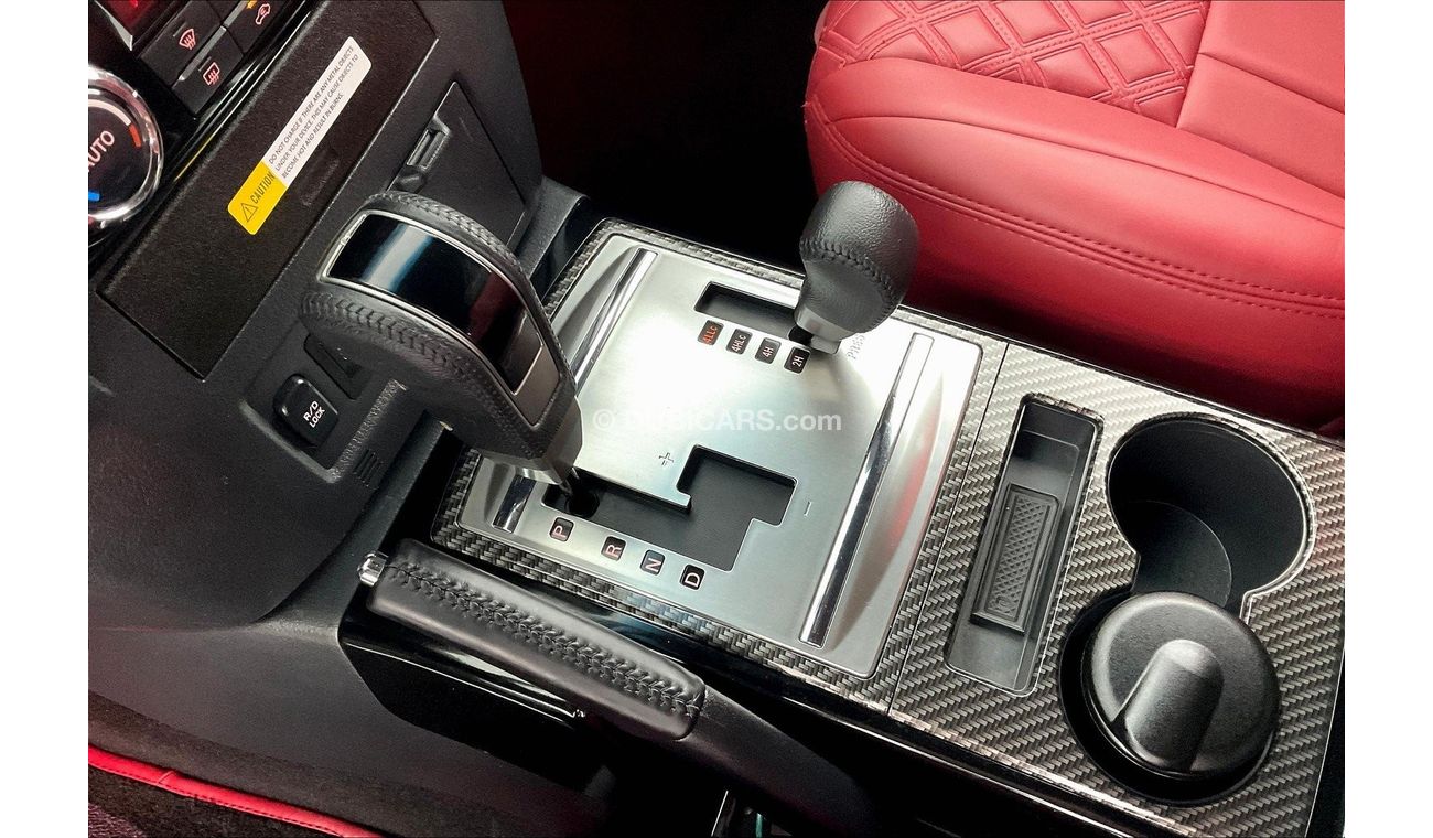 ميتسوبيشي باجيرو Signature Edition