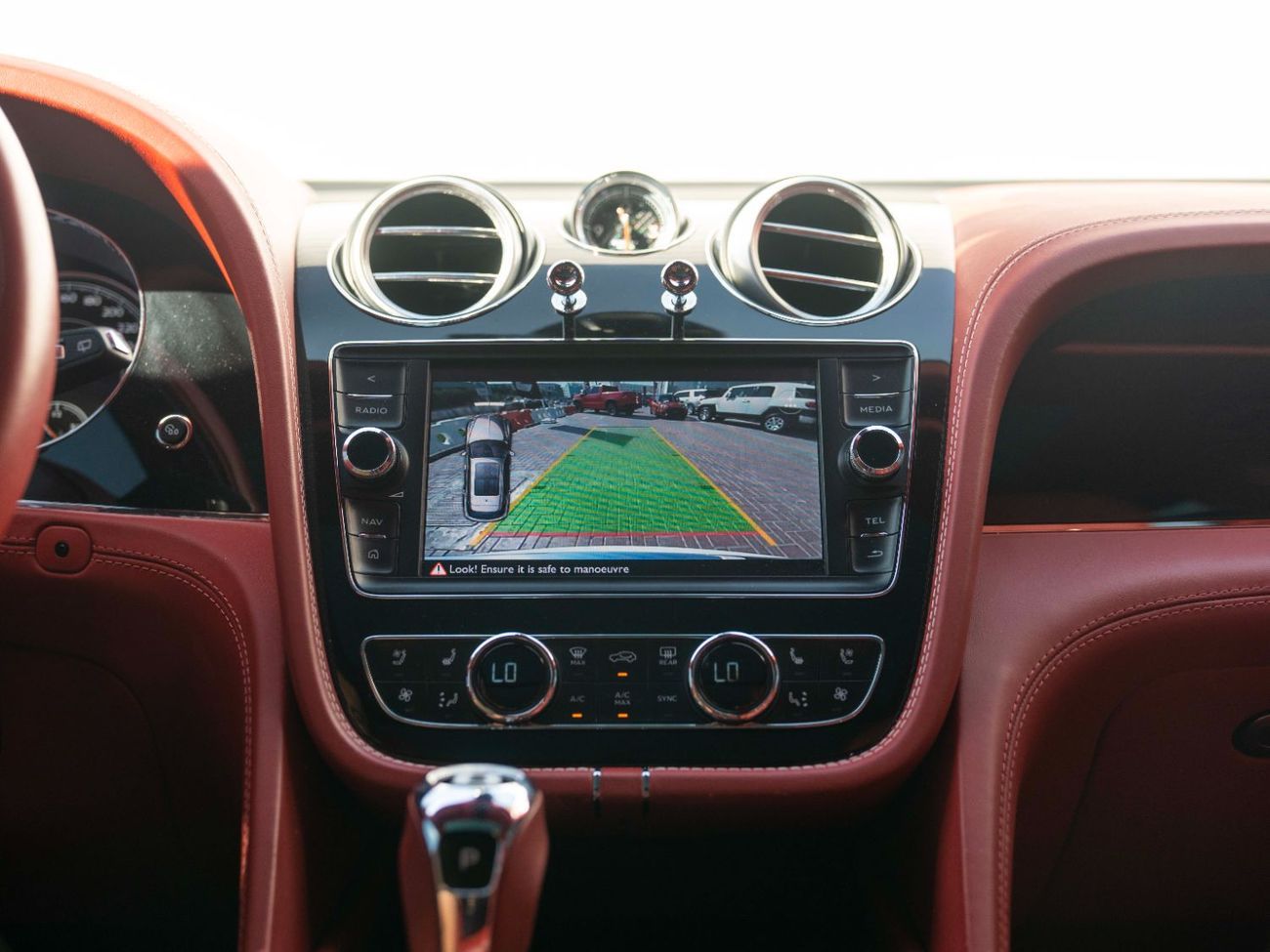 بنتلي بينتايجا W12