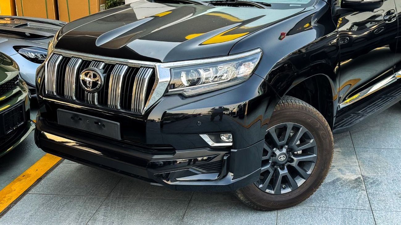 Toyota Prado TX-L 4.0L Modified to VXR 2017 GCC V6 Low Mileage
