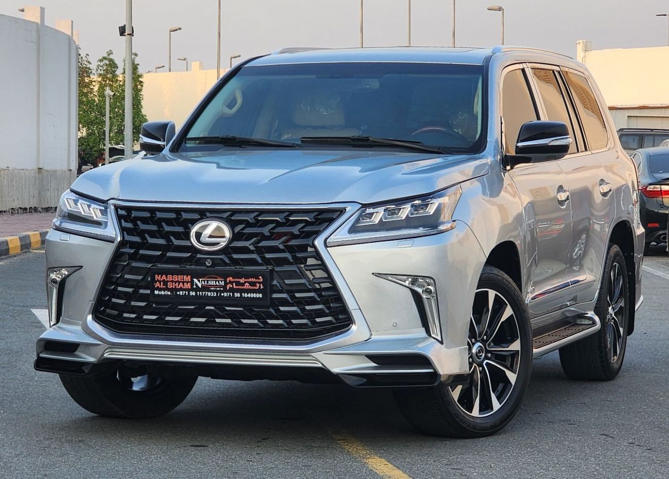 لكزس LX 570 facelifted