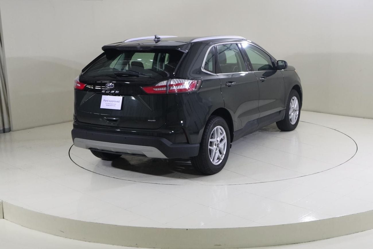 Ford Edge SEL123C | FREE Insurance + Registration / AL TAYER MOTORS AL QOUZ SHOWROOM