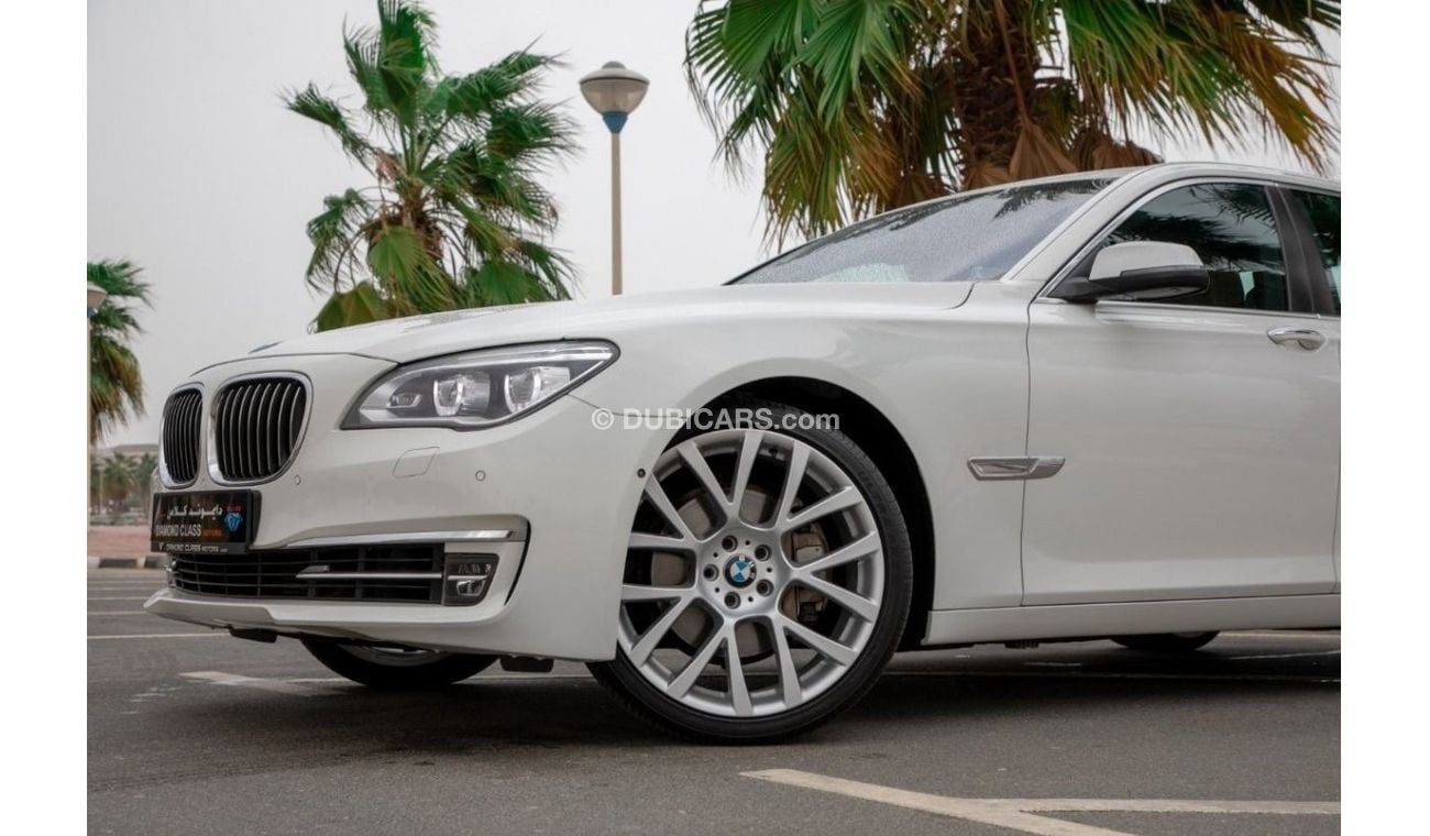 بي أم دبليو 740Li بي أم دبليو 740 Li خليجي 6 سلندر كامل المواصفات