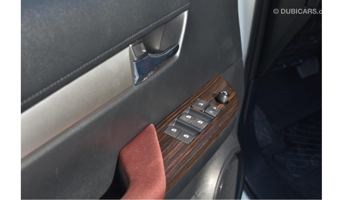 Toyota Hilux Double Cab Pickup GLXS-V 2.7l Petrol 4wd Automatic