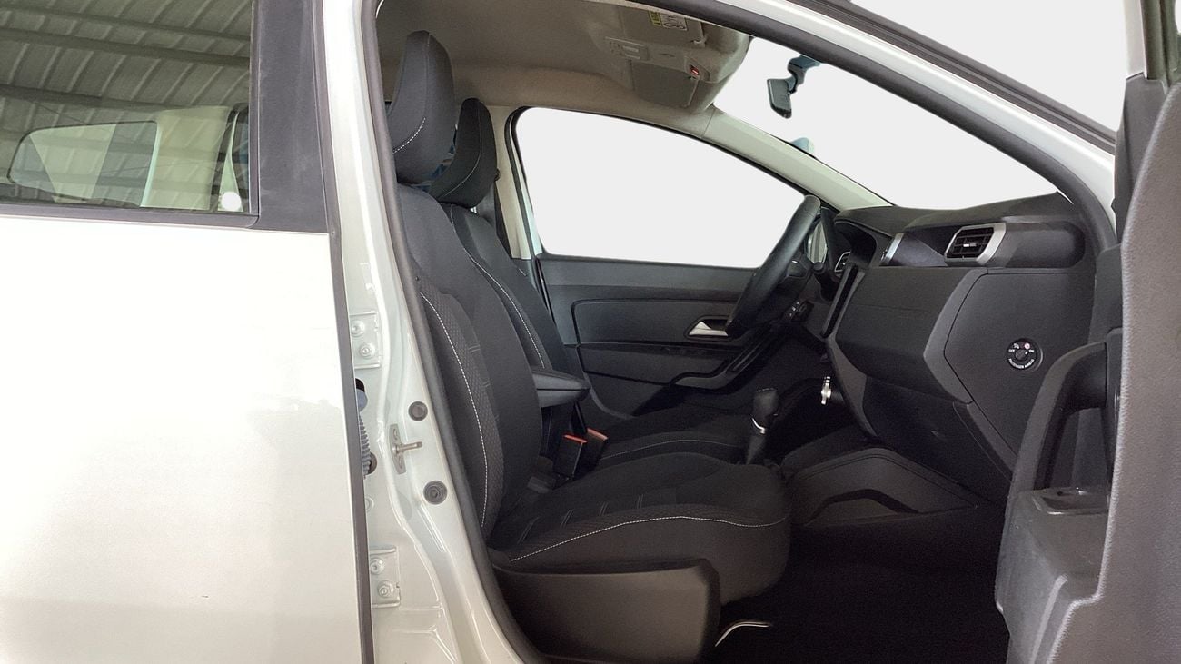 Renault Duster 1.6 L 115 2WD AUTO SE ABS | Guaranteed Warranty | 0 Down Payment