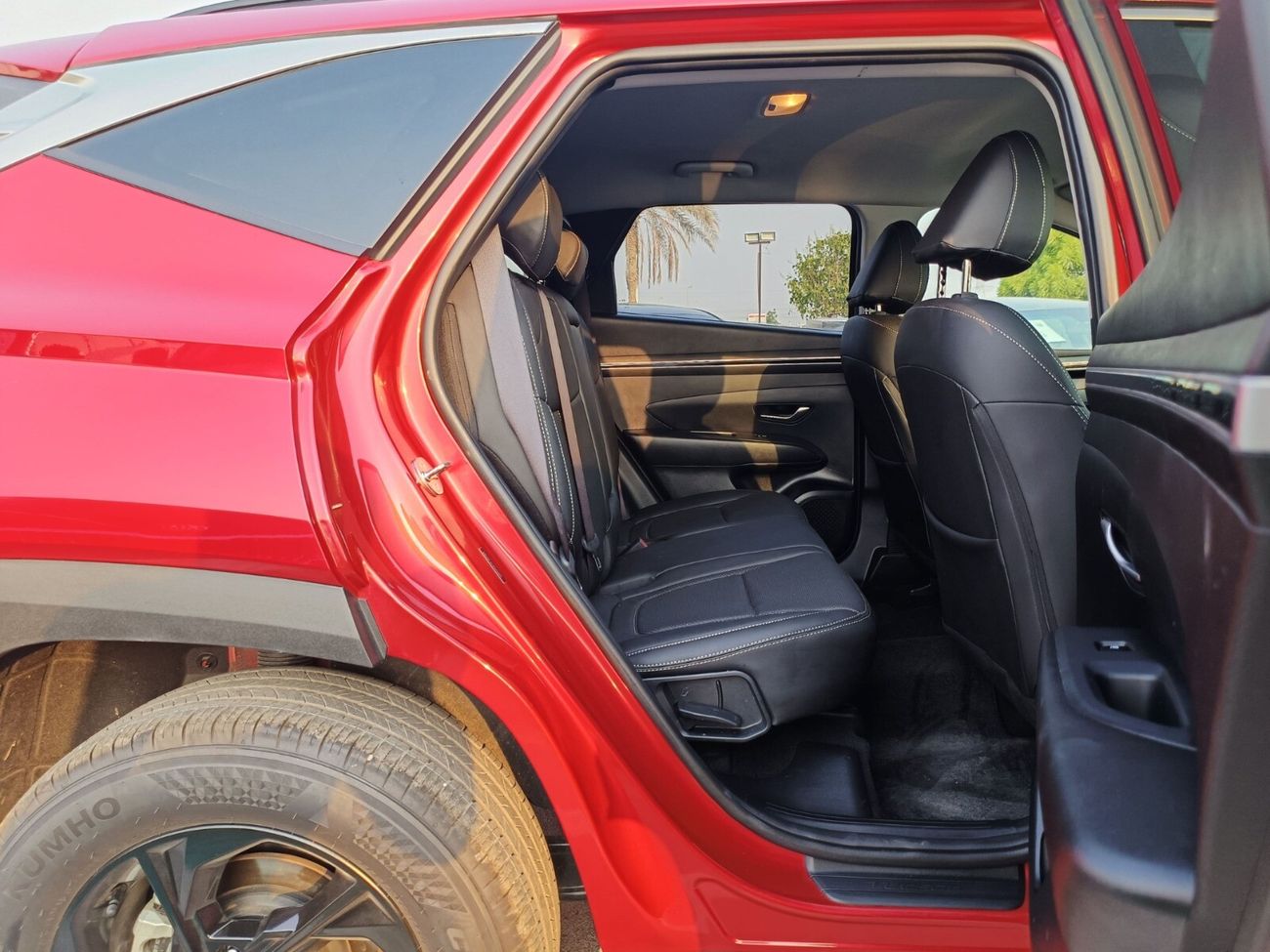 هيونداي توسون /SEL AWD/ ORG  AIRBAG/LOW MILEAGE/LEATHER/ELECTRIC/HEATING SEATS/DVD/RADAR/1026 MONTHLY/LOT#26893