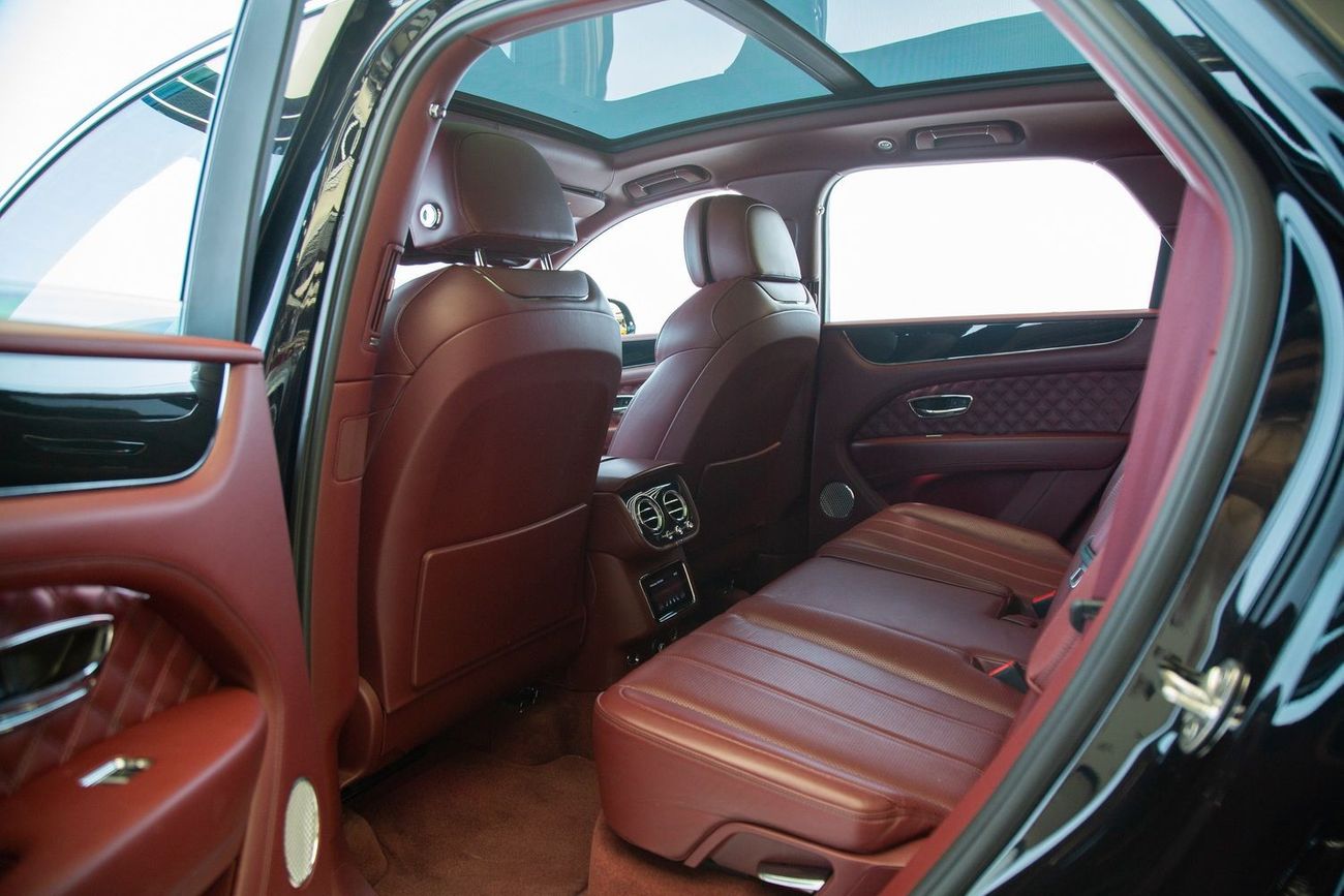 Bentley Bentayga Std FIRST EDITION