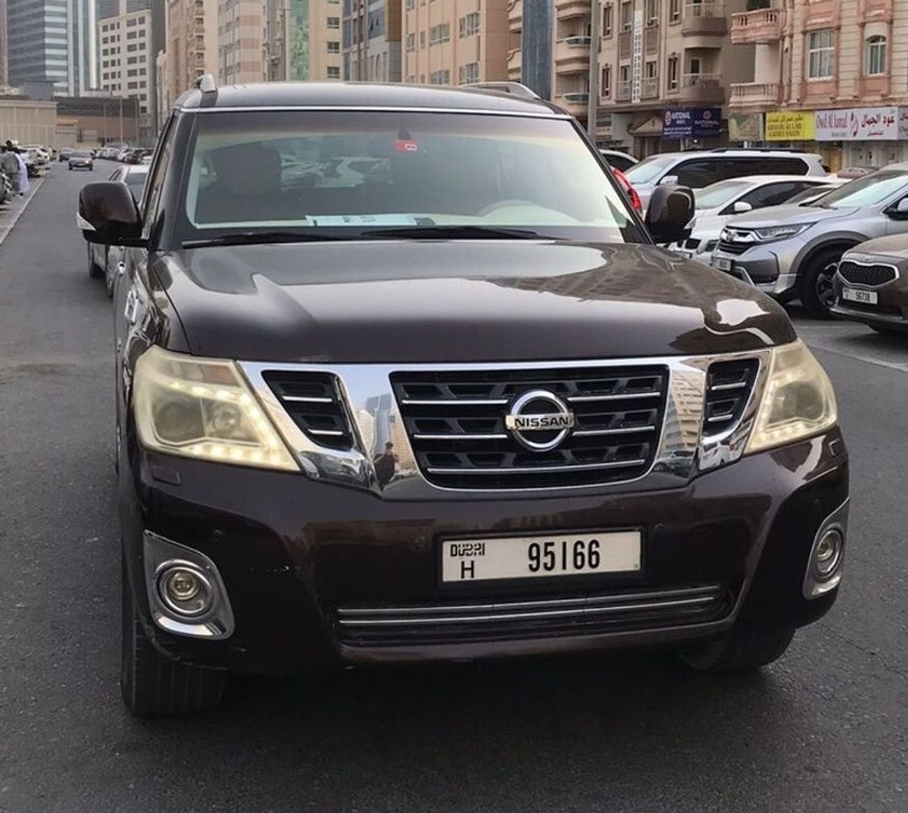 Nissan Patrol SE -8 small