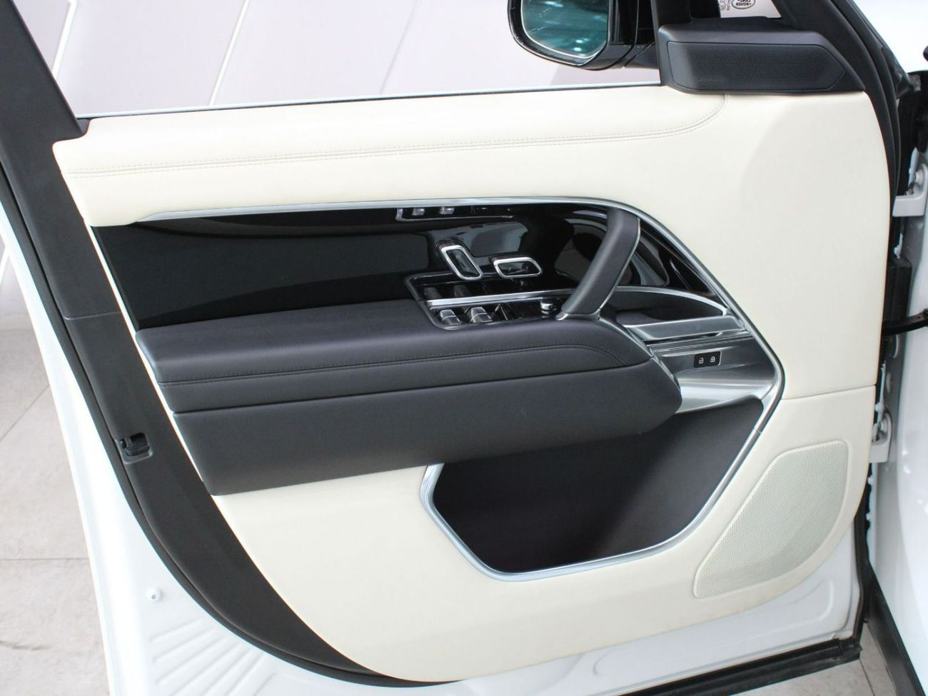 Land Rover Range Rover Vogue P400