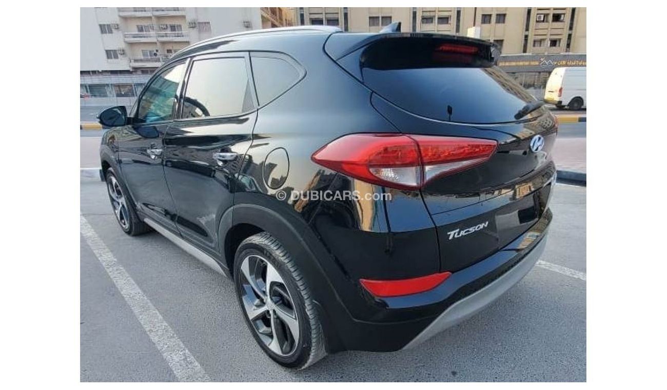 Hyundai Tucson GL 2018 Hyundai Tucson 1.6 Turbo AWD Clean Tittle car