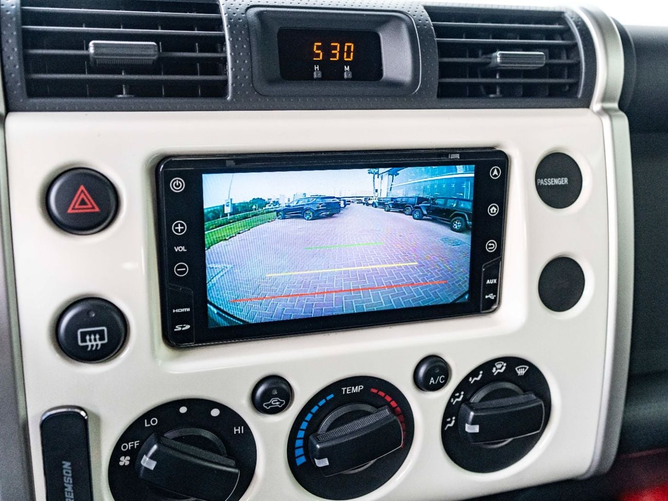 تويوتا إف جي كروزر GXR 4.0L A/T