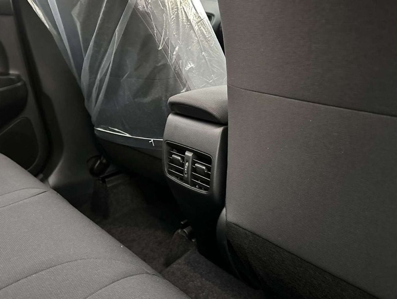 Toyota Corolla Cross 2.0L (HEV) FRONT WHEEL DRIVE 5 SEATS 5 DOOR