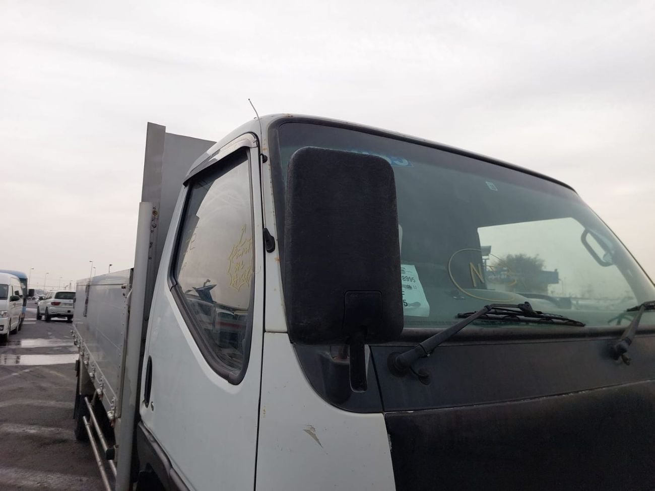 Mitsubishi Fuso Canter (RAMADAN OFFER) MITSUBISHI CANTER TRUCK RHD 1995 MODEL 4.5 L DIESEL MANUAL(PM03195)