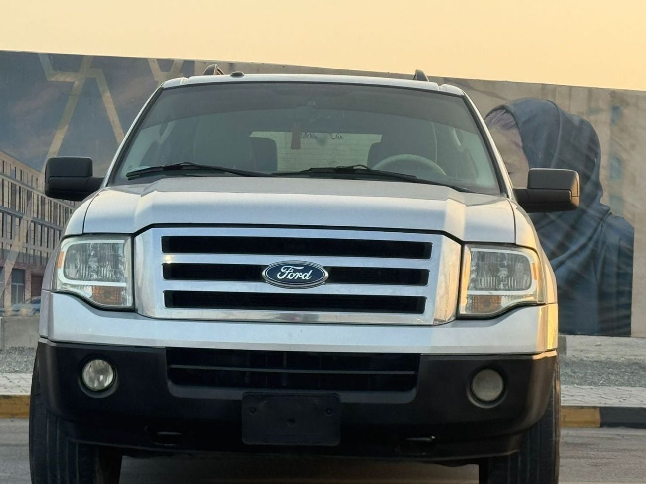 Ford Expedition 7 seats No. 2, GCC specs