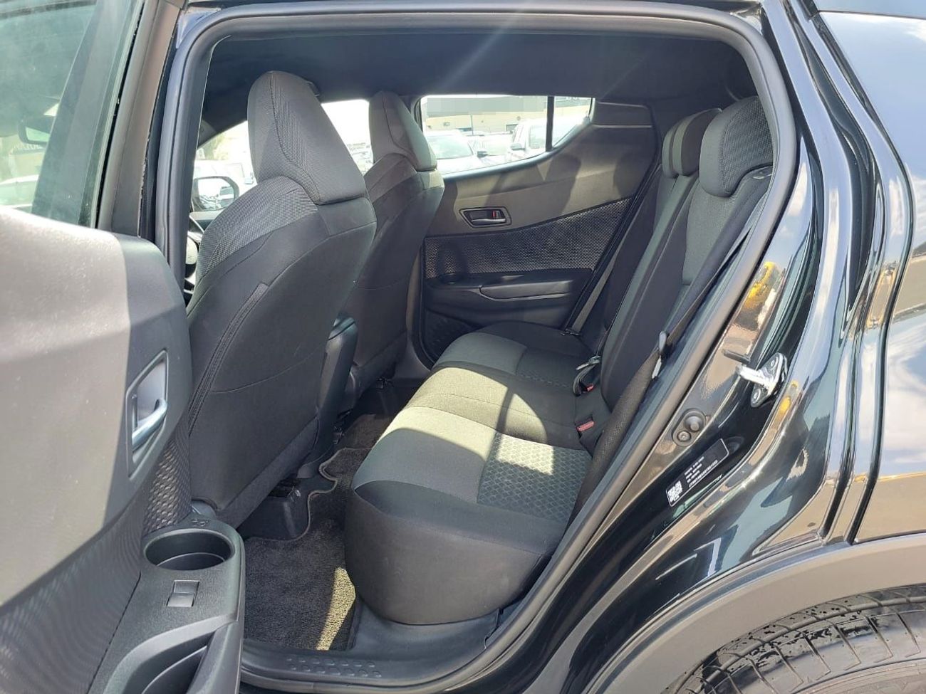 تويوتا CHR TOYOTA C-HR SUV RHD 2022 MODEL 1.2 L PETROL AUTOMATIC(PM31492)