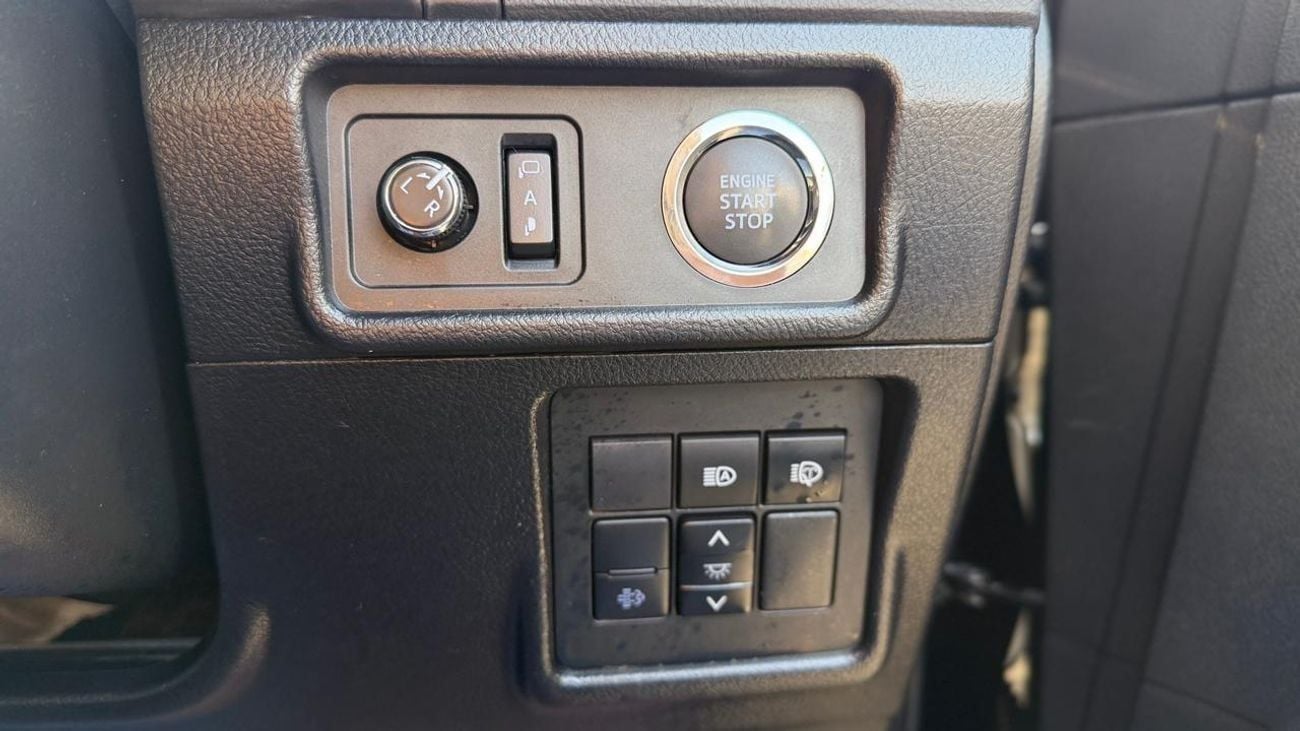 Toyota Prado 2022 | RHD | 2.8L DIESEL ENGINE | AUTOMATIC TRANSMISSION | 4WD | SUNROOF | ELECTRIC SEAT