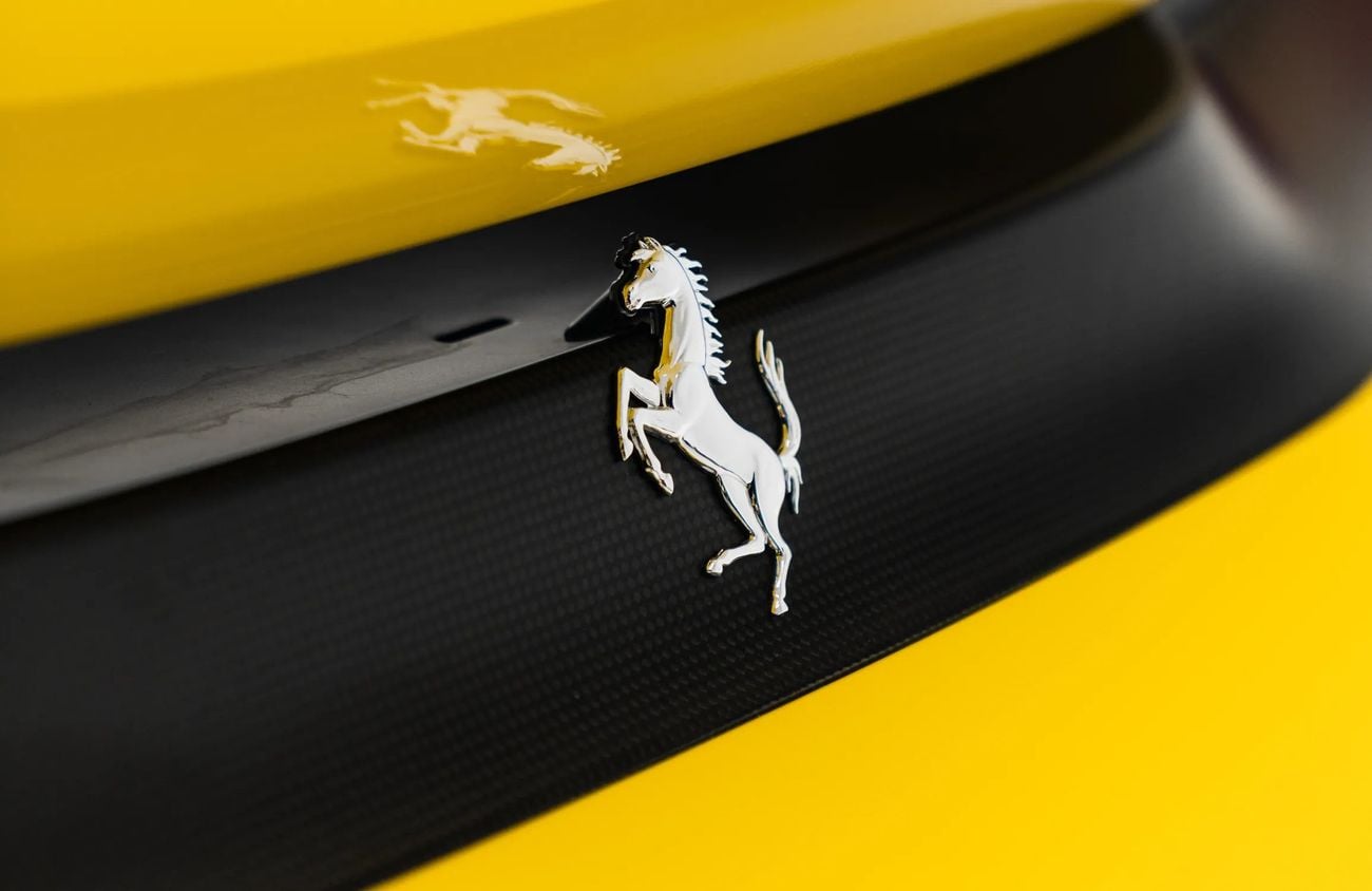 Ferrari 488 3.9L V8 Twin-Turbocharged Engine