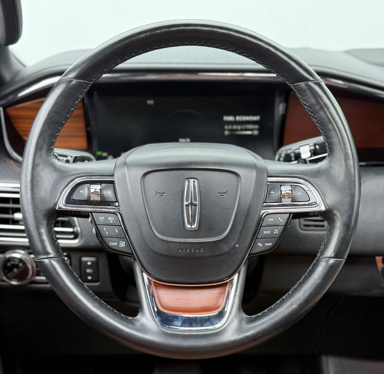 Lincoln Navigator Presidential 3.5L 2020 Lincoln Navigator Presidential, 2025 Lincoln Warranty + Service Pack, Low Km,