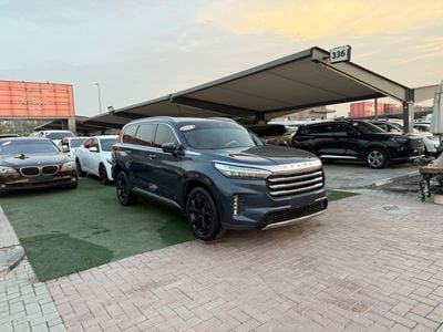 Exeed VX FLAGSHIP 7 Seats / 7-Seater (7 مقاعد)  Panoramic Sunroof (فتحة سقف بانوراما)  Leather Seats (مقاعد جلد)  360-