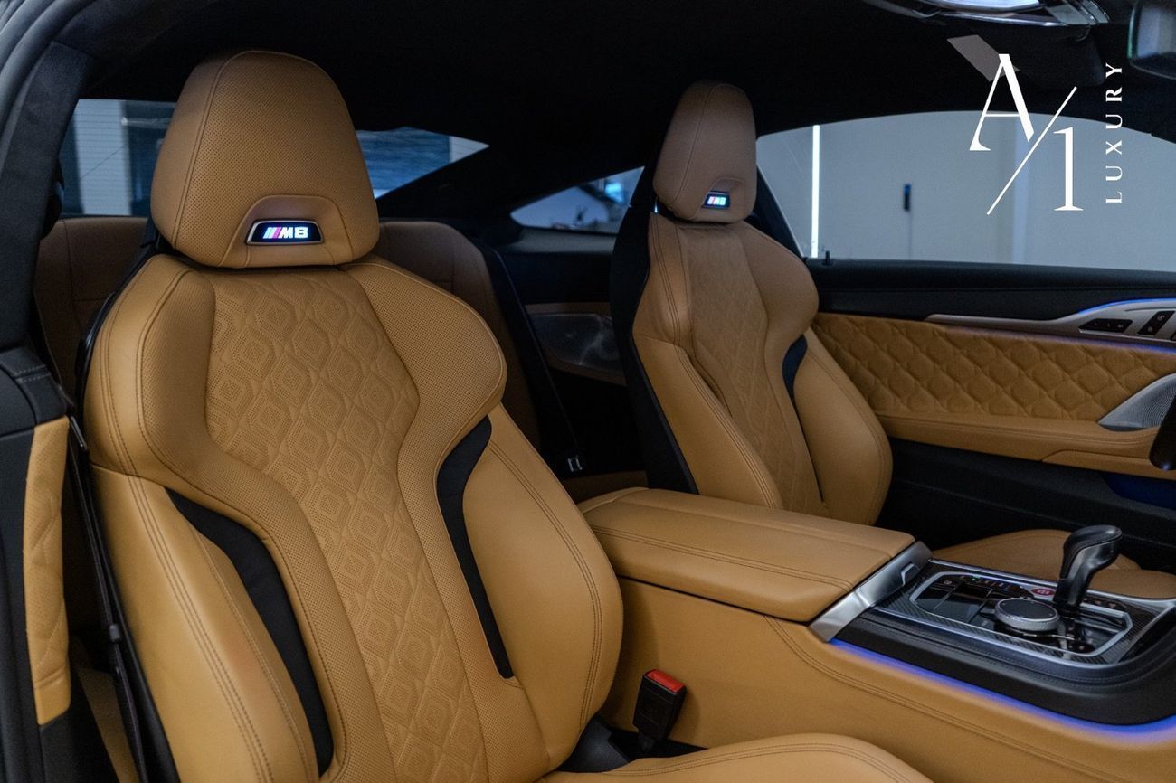 BMW M8 Competition 4.4L (625 HP) 2020 BMW M8 Competition V8, Carbon Fiber Package, Service History, 700+ BH