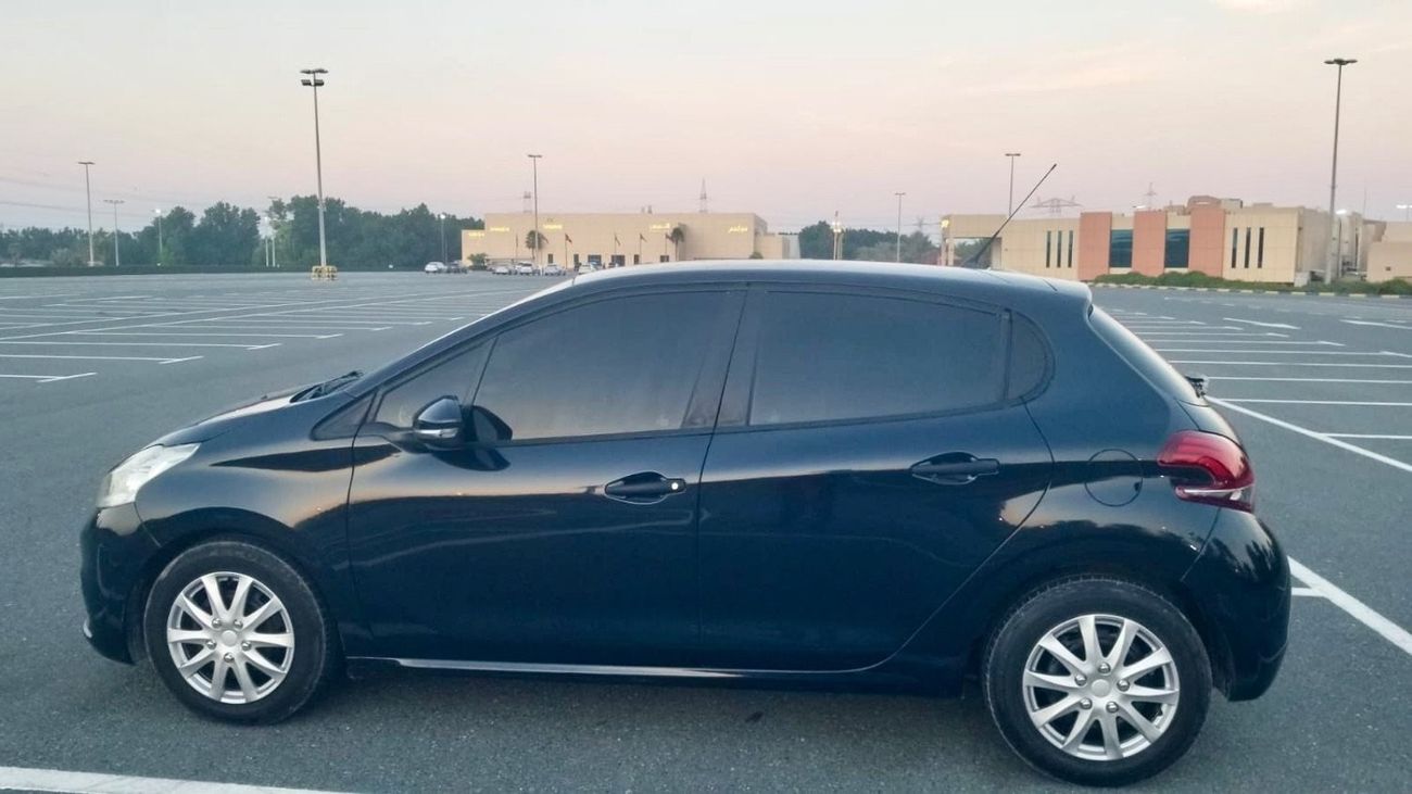 بيجو 208 اليور