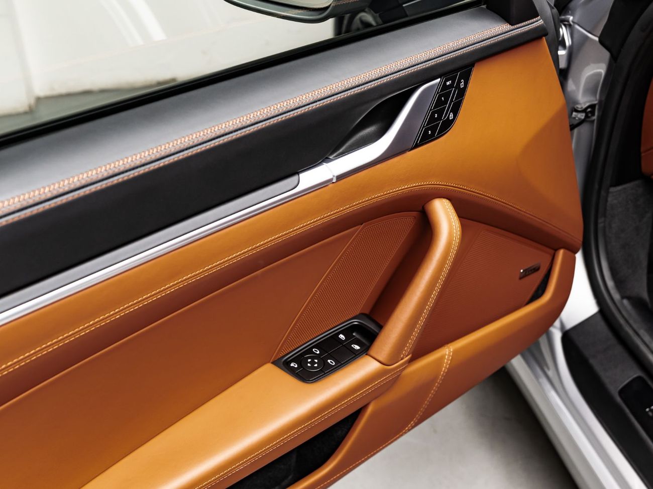 بورش 911 Carrera GTS 3.0L (450 HP) Coupe