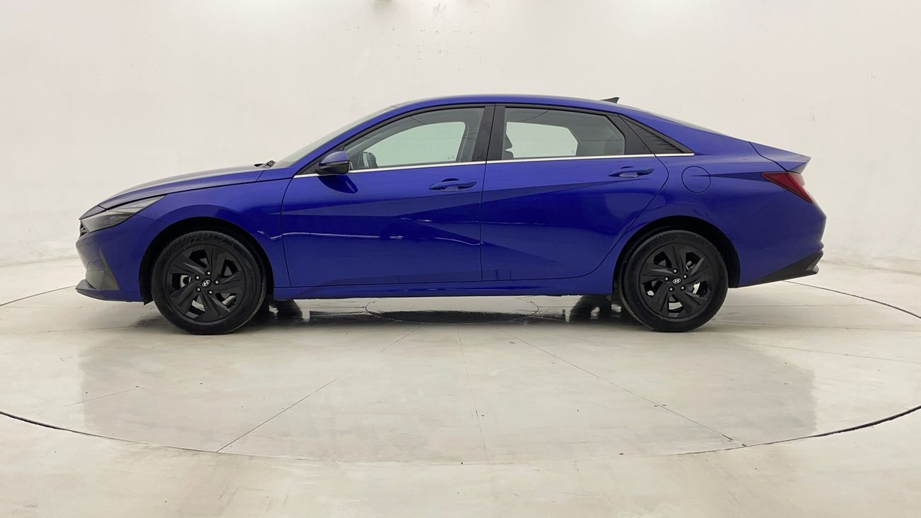 هيونداي إلانترا COMFORT 1.6 | بدون دفعة مقدمة | اختبار القيادة في المنزل