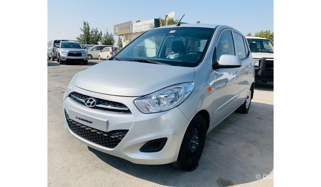 Hyundai i10 2015 SILVER