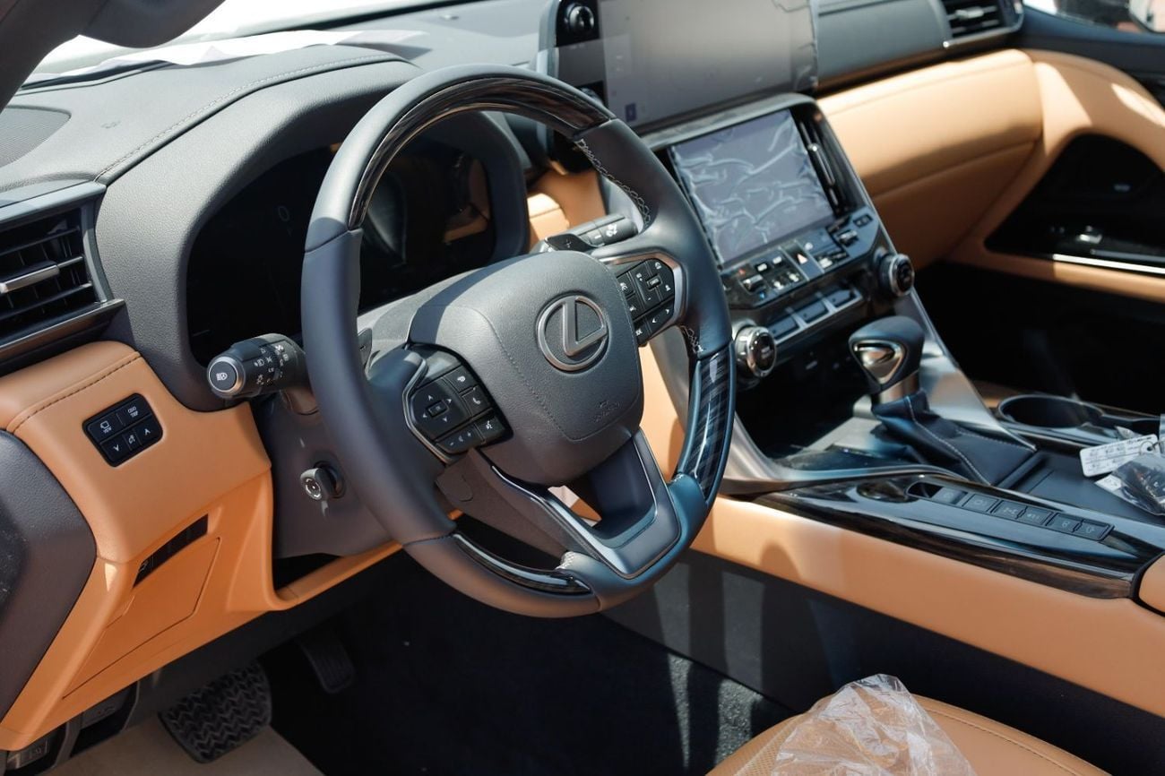 Lexus LX600 SIGNATURE