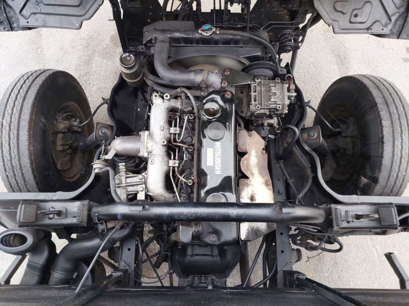 ميتسوبيشي فوسو كانتير MITSUBISHI CANTER TRUCK RHD 1990 MODEL 4.2 L DIESEL MANUAL(PM44620)