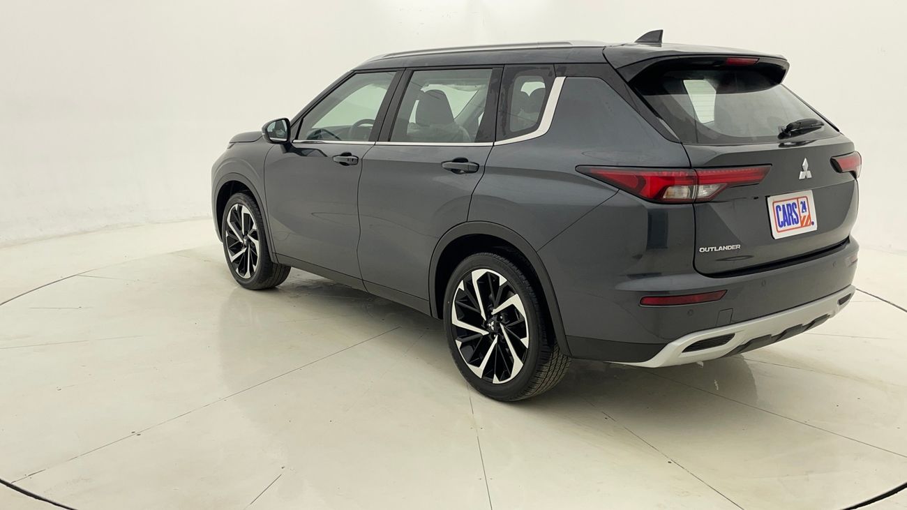 ميتسوبيشي آوتلاندر H/L SYNTHETIC LEATHER SEATS WITH SUNROOF 2.5 | بدون دفعة مقدمة | اختبار القيادة في المنزل