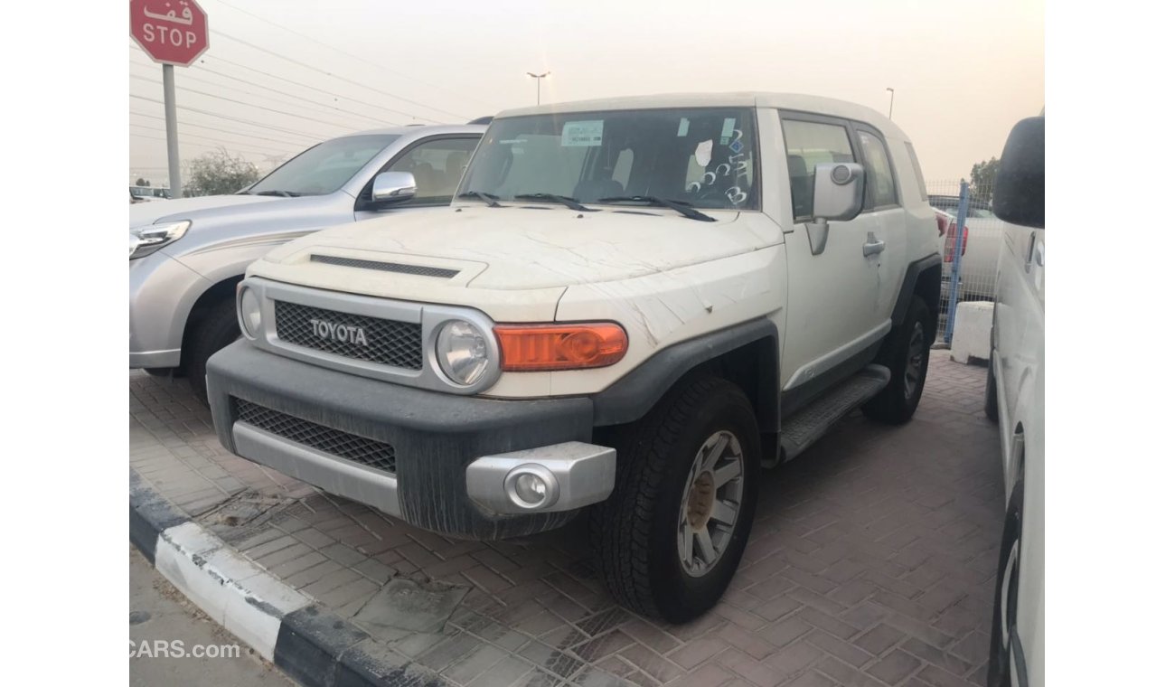 Toyota FJ Cruiser فول ابشن