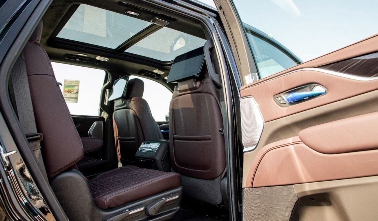 Cadillac Escalade V-Series 6.2L SUPERCHARGED V8 | 2024 | For Export Only