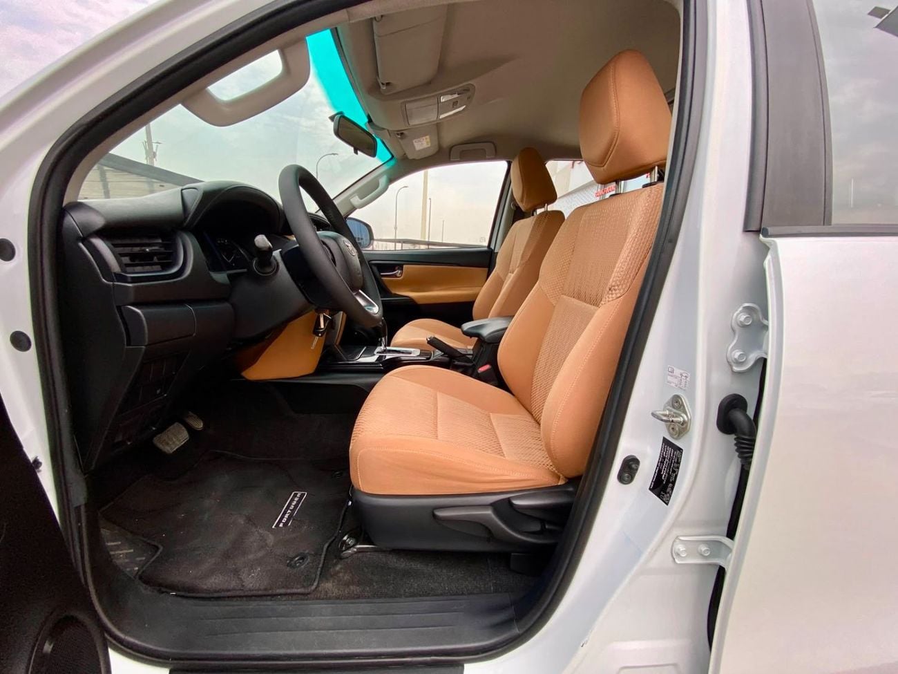 Toyota Fortuner EXR 1401-Monthly Toyota Fortuner I GCC | 2.7 L V4, Cruise, GPS I Accident Free
