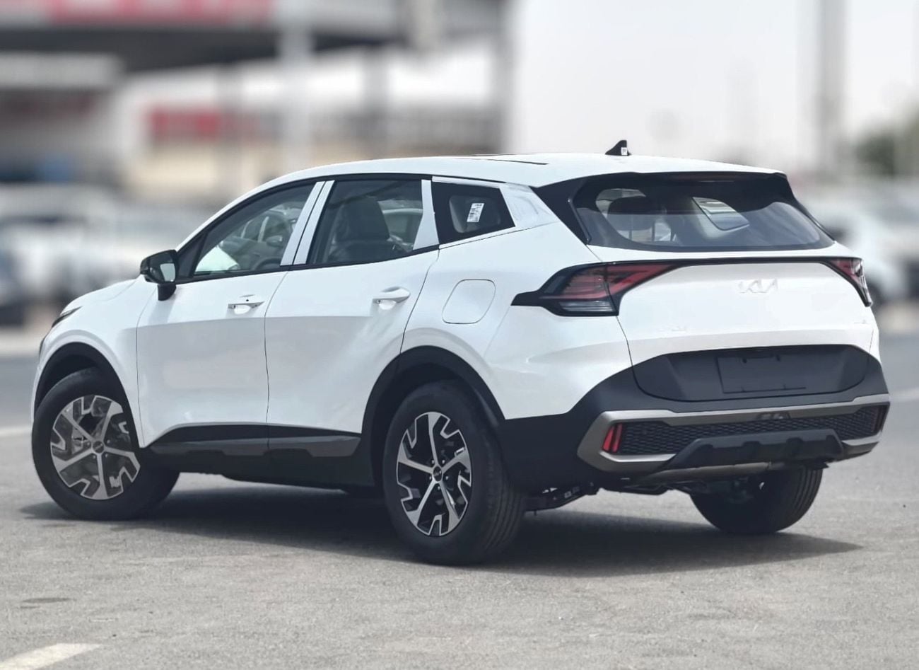 كيا سبورتيج DLX 2025 KIA SPORTAGE 1.5L PREMIUM PETROL FULL OPTION WITH POWER SEAT,WIRELESS CHARGER,POWER TRUNK,3