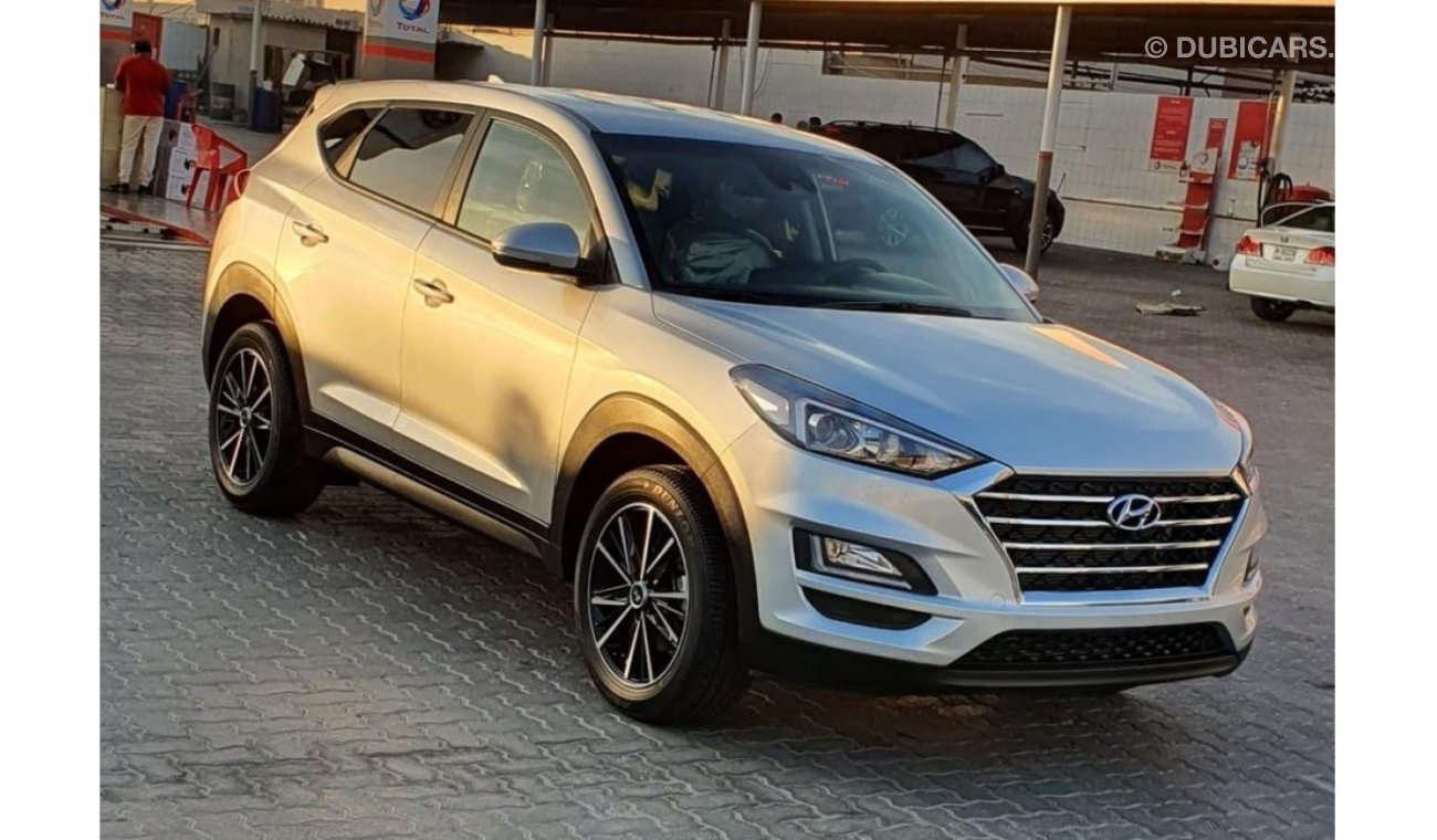 Hyundai Tucson SE - Full Option