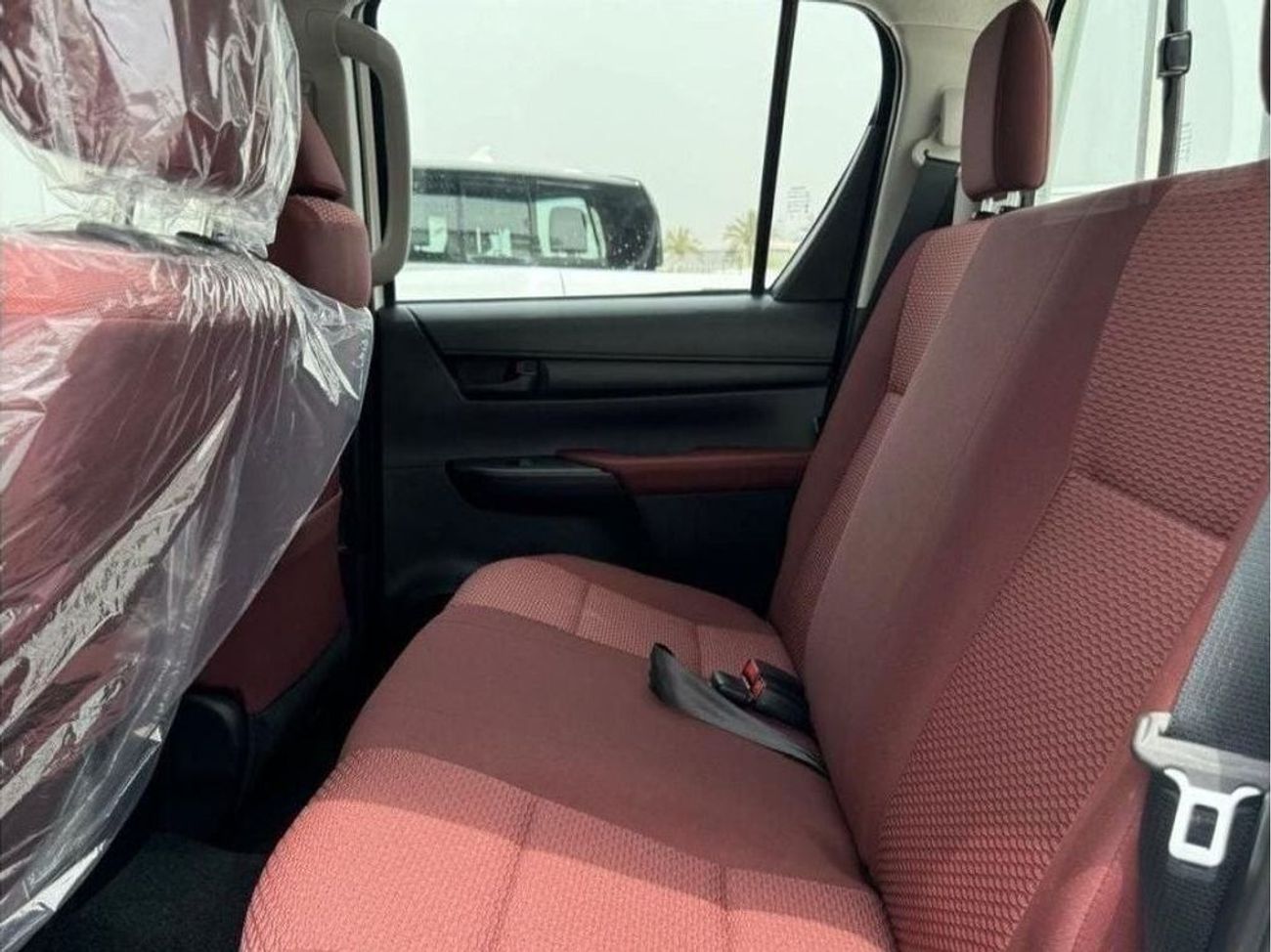 Toyota Hilux Toyota Hilux Basic 2.7 L Petrol 2024 Brand NEW!!! 4 WD