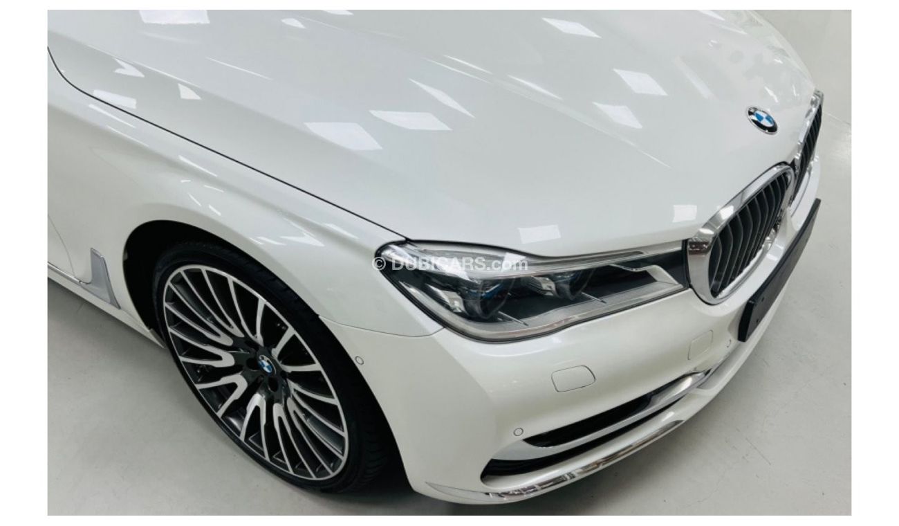 BMW 750Li Luxury Plus GCC .. FSH .. Perfect Condition .. V8 .. Top Range