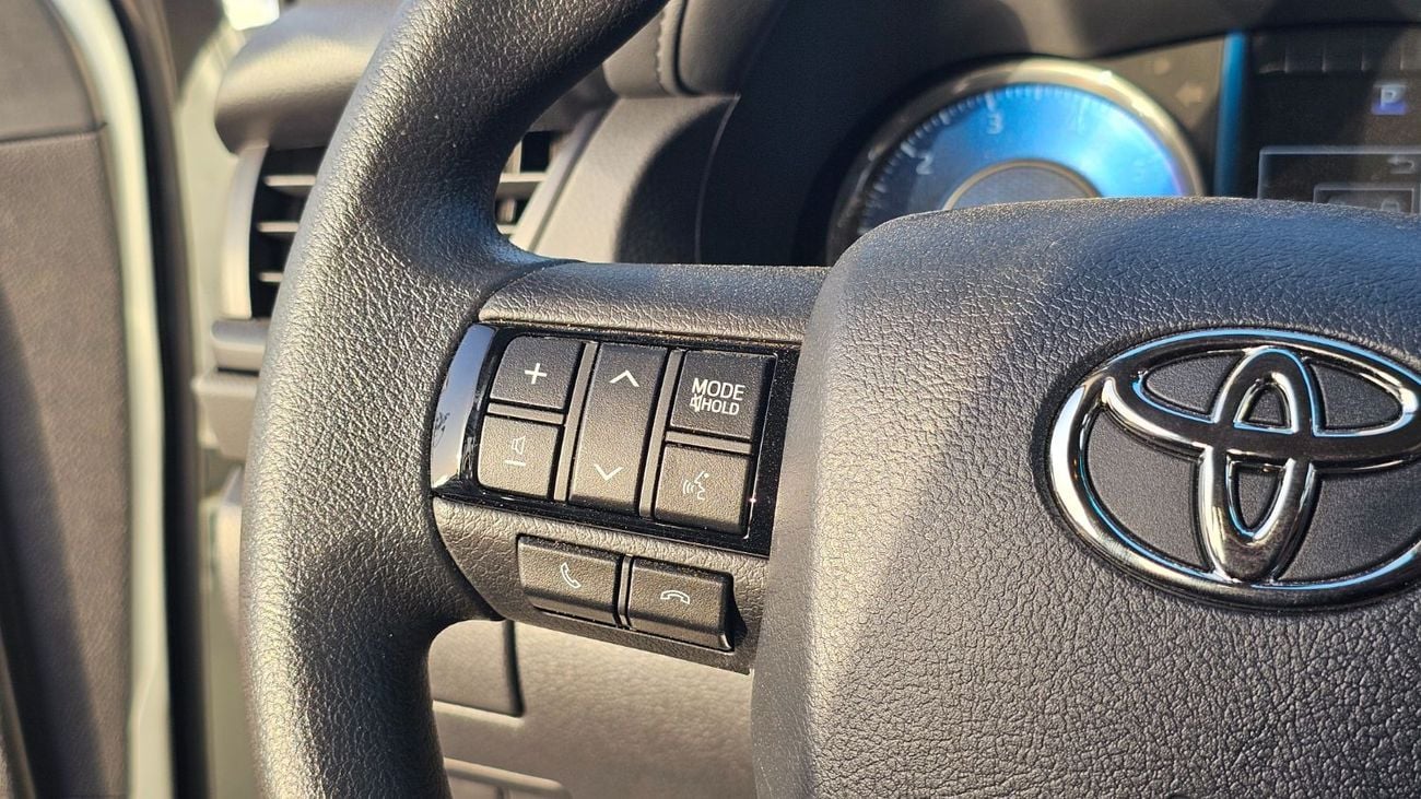 Toyota Fortuner Fortuner 2.4 DIESEL 4X4 AT MY2026 WITH MANUAL AC