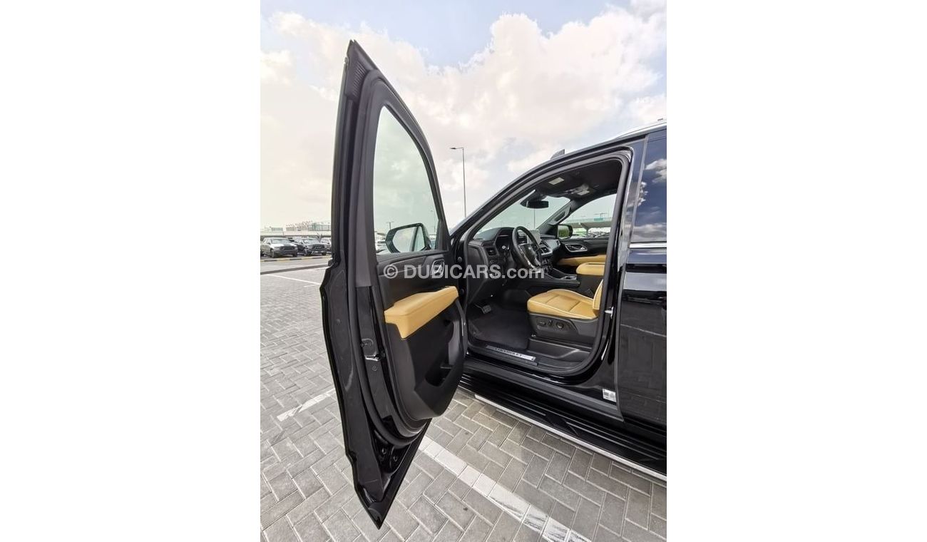 Chevrolet Suburban Chevrolet LT Suburban - 2023- Black