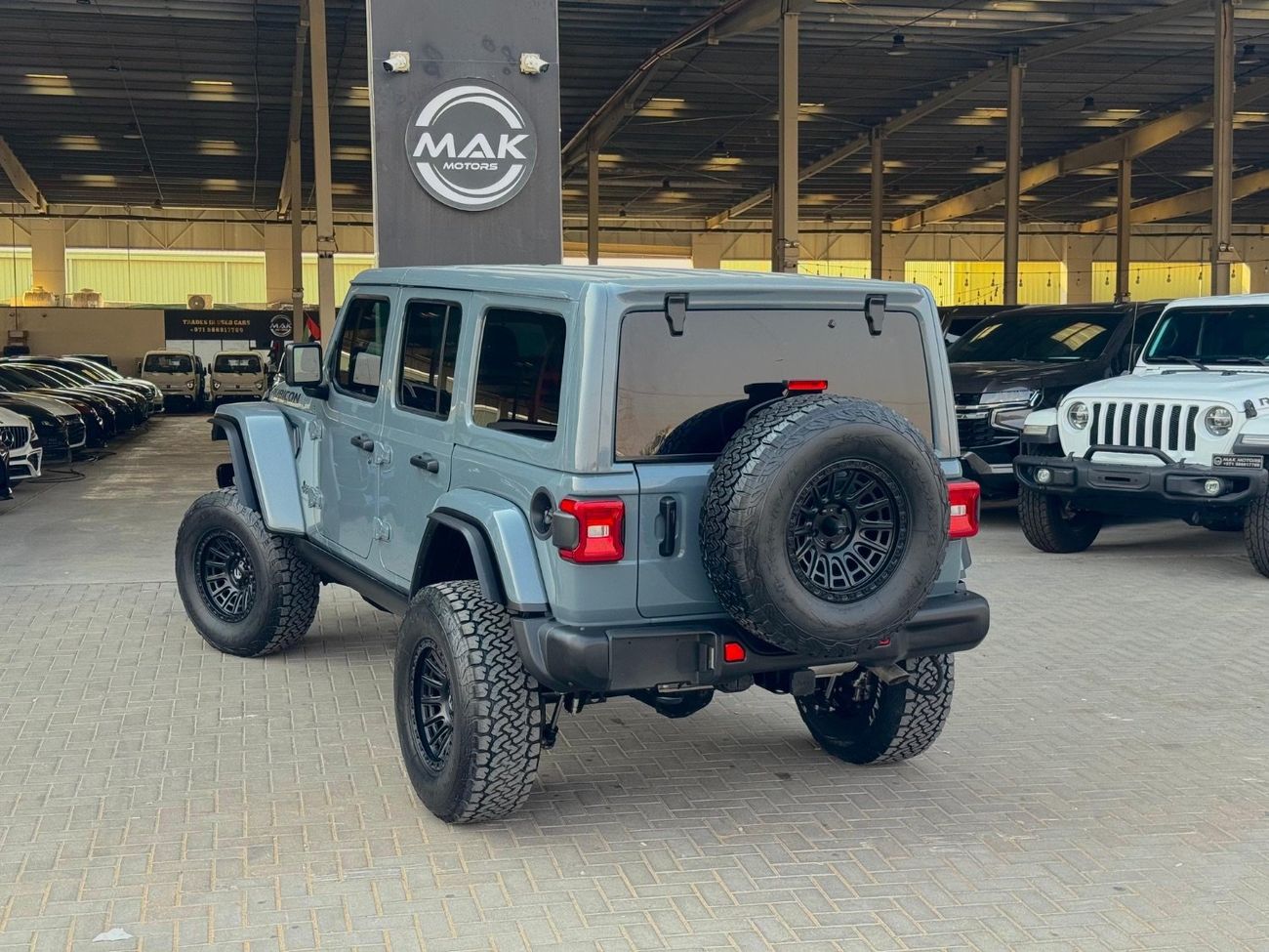 Jeep Wrangler V6 WILLYS / ADJUSTABLE SUSPENSIONS / AXLE LOCKER / BIG SCREEN