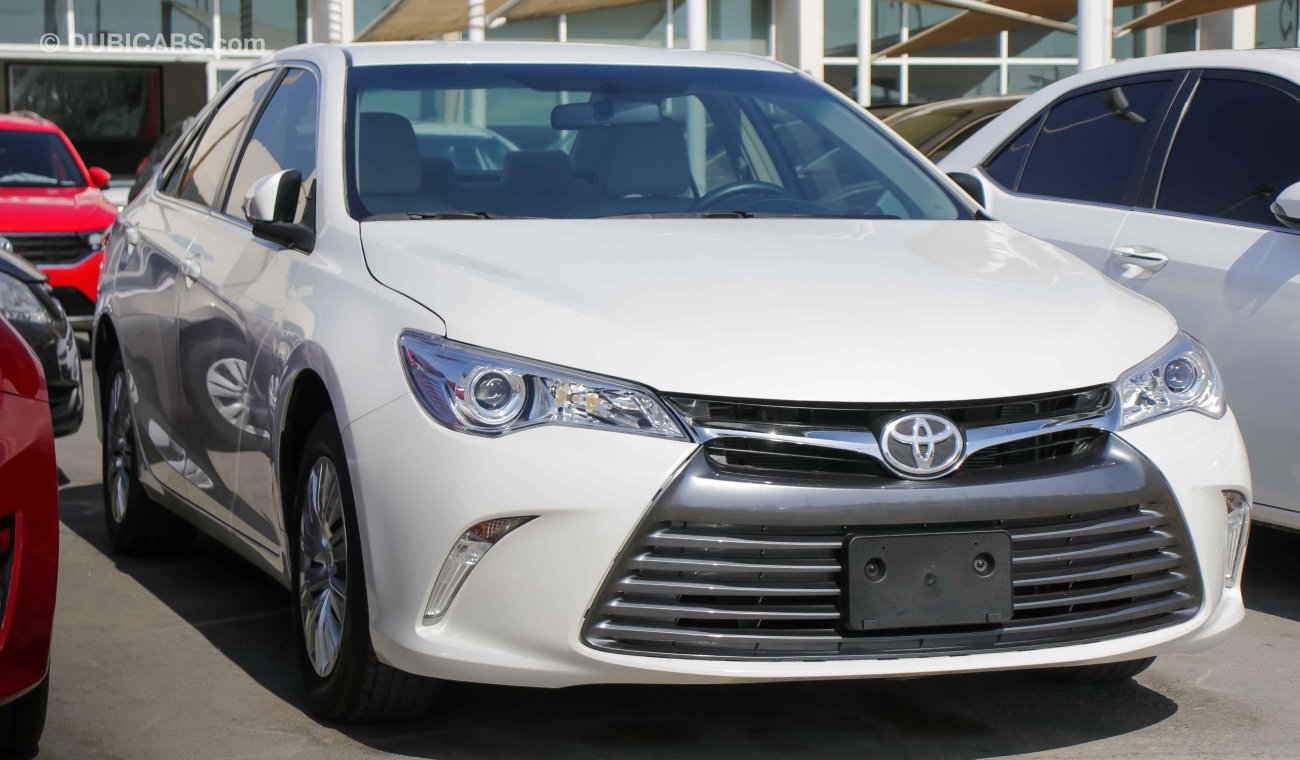 Toyota Camry S