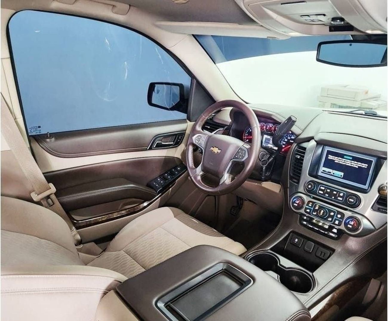 Chevrolet Tahoe 5.3L- 8CYL-TAHOE LT SUNROOF AL GHANDI AUTO