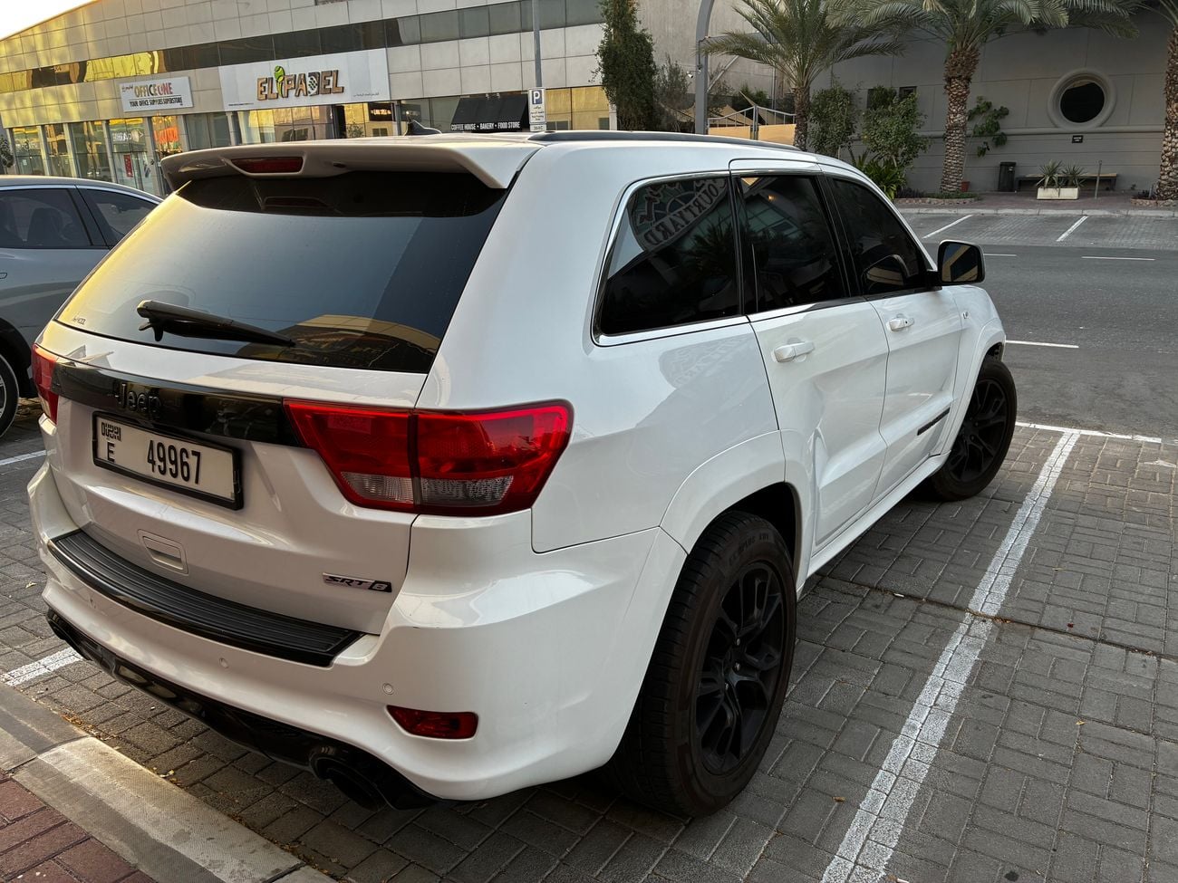 جيب جراند شيروكي SRT8