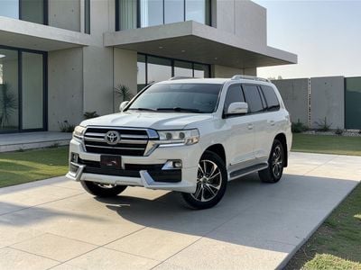 Toyota Land Cruiser GXR 4.0L (271 HP) 4WD